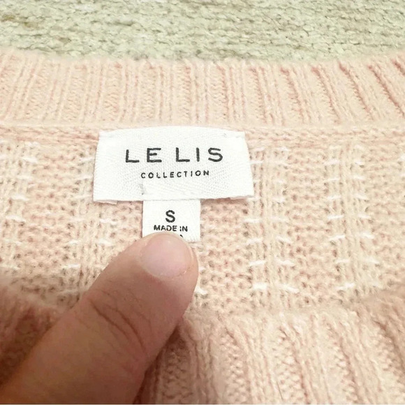 Le Lis• PINK + WHITE OPEN BACK SWEATER size small - Picture 12 of 15